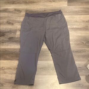 Healing Hands Women’s Grey Scrub Pants EUC 2XL